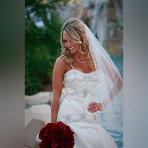 High quality wedding dress